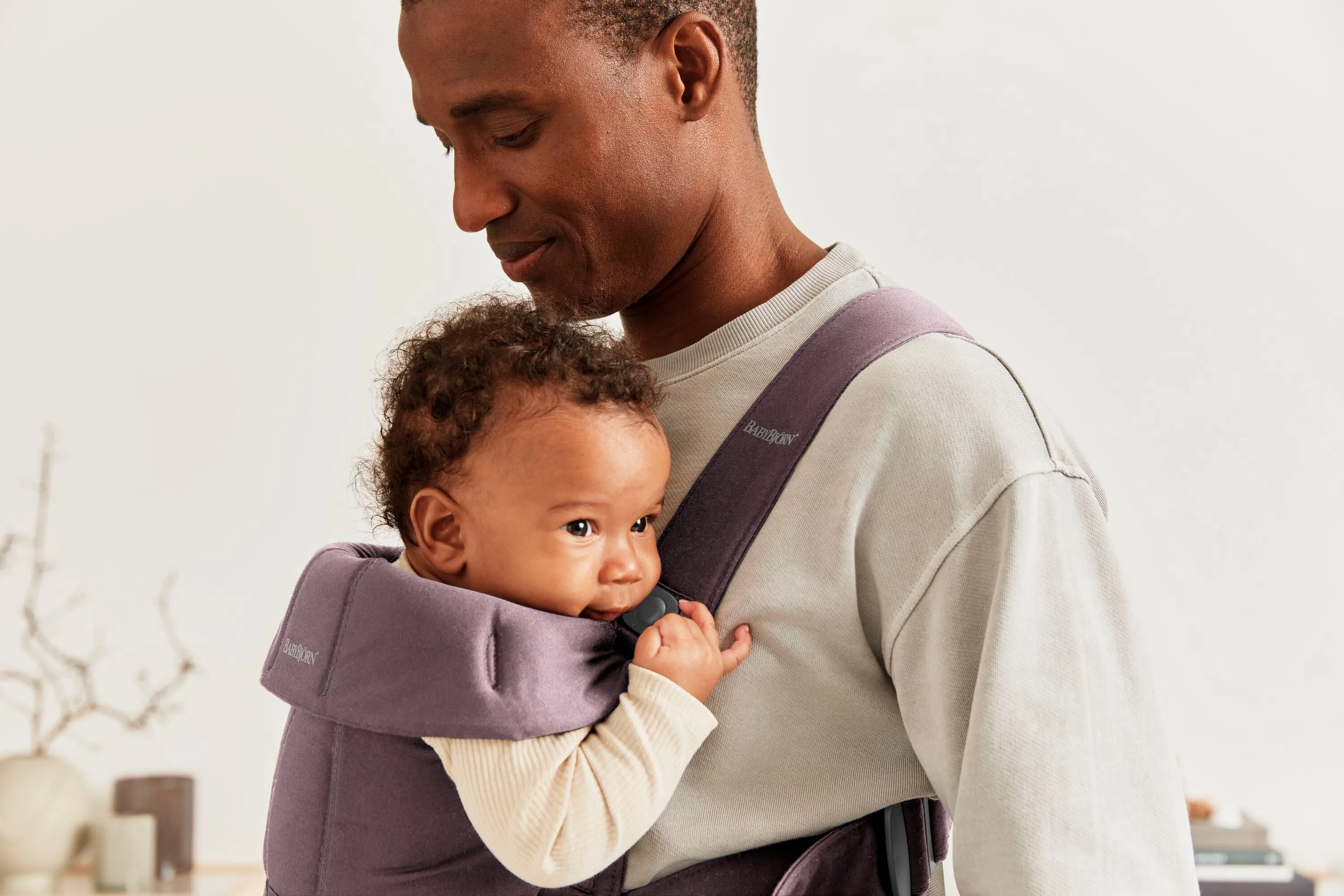 Baby Bjorn Baby Carrier Mini Cotton (Dark Purple)