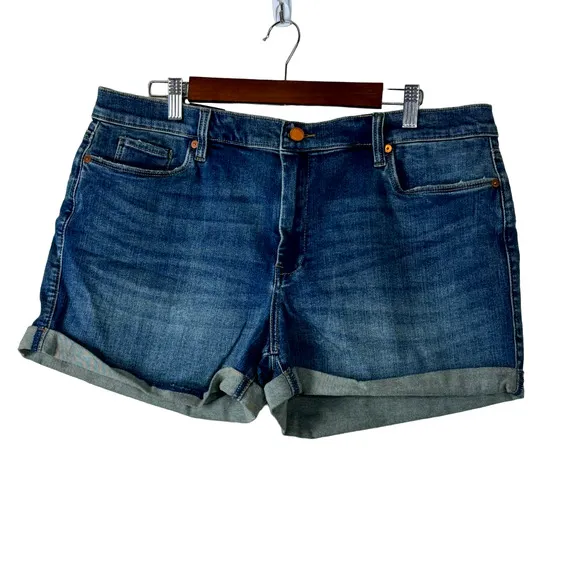 Blank NYC Blue The Fulton Roll-Up Shorts NWT Size 33