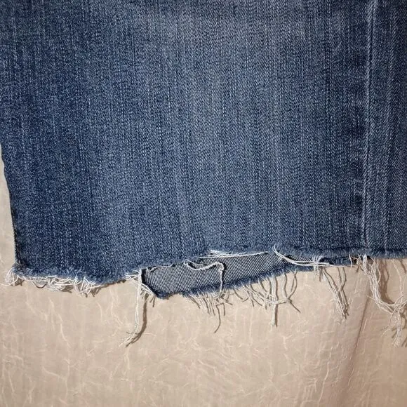BR 27 Premium Denim Girlfriend Stretch Sie Frayed Hem Distressed Shorts
