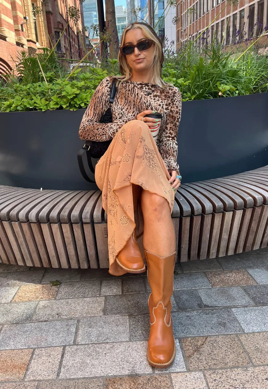 CARAMEL PAISLEY HALF LINED MESH SKIRT