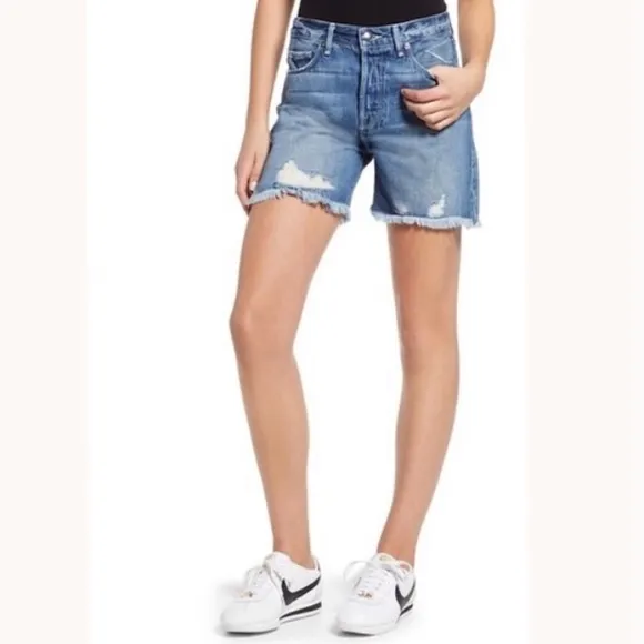 Good American bombshell shorts