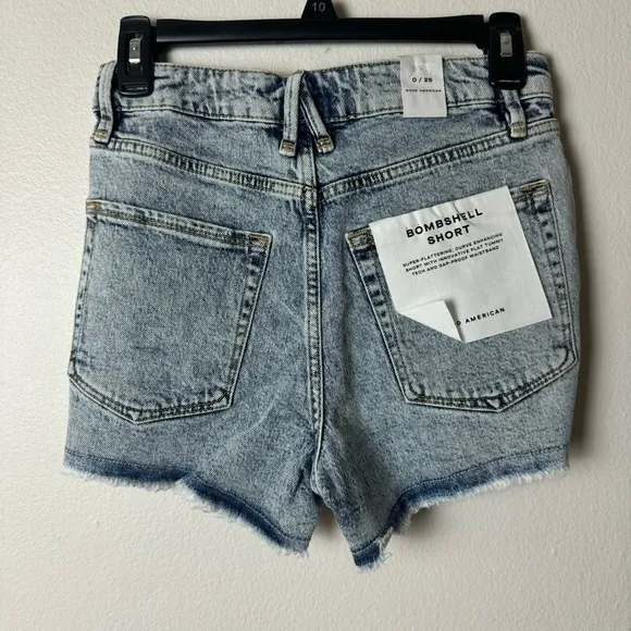 Good American bombshell shorts