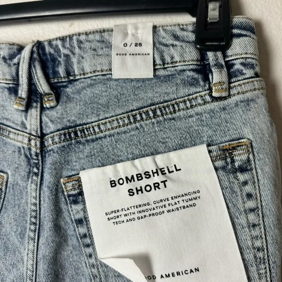 Good American bombshell shorts