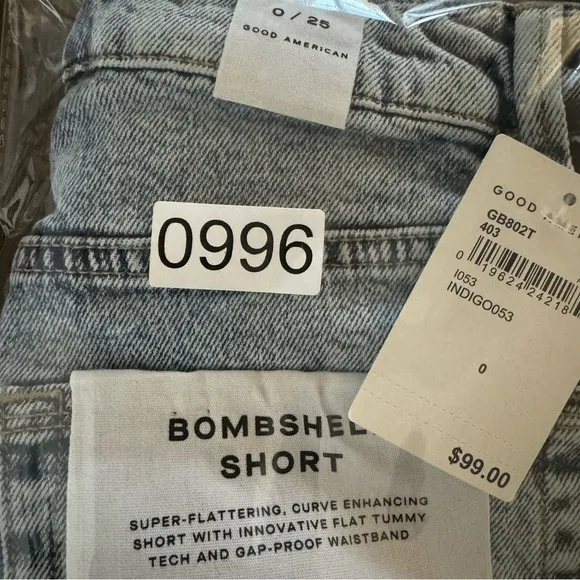 Good American bombshell shorts