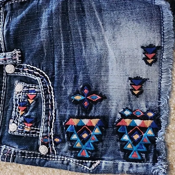 Grace in LA Southwest Fray Hem Shorts Size 27