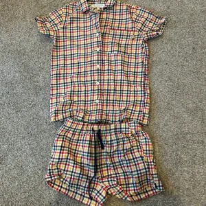 Hudson Bay Company Stripes cotton PJ set. Collared. Buttons. Pockets. Medium