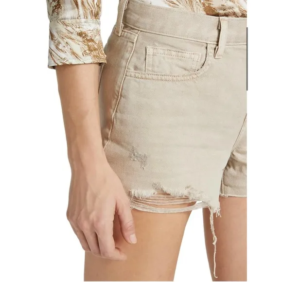 L'Agence Jean Shorts Women's 25 Audrey Mid Rise Tan Biscuit Destruct Cutoffs