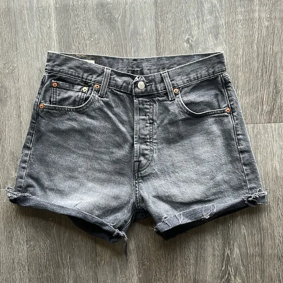 Levi 501 Cutoff Denim Shorts ✧ Size 30 ✧  Gray