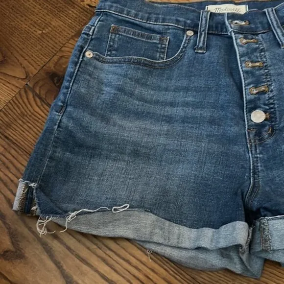 Madewell high rise denim shorts 29 button fly