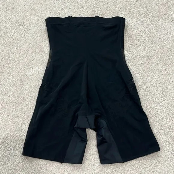 NEW HONEYLOVE SuperPower Short Runway Black Sheer Shapewear Size Small