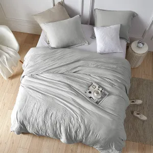 New in package! Wayfair Amazing BYourbed Ultra Soft Natural Loft Oversized Duvet Cover & Shams - Glacier Grey - Queen! Retails $180 