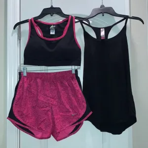 NIKE DRI FIT SIZE SMALL BRAND NEW SUPER CUTE THREE PIECE MATCHING OUTFIT